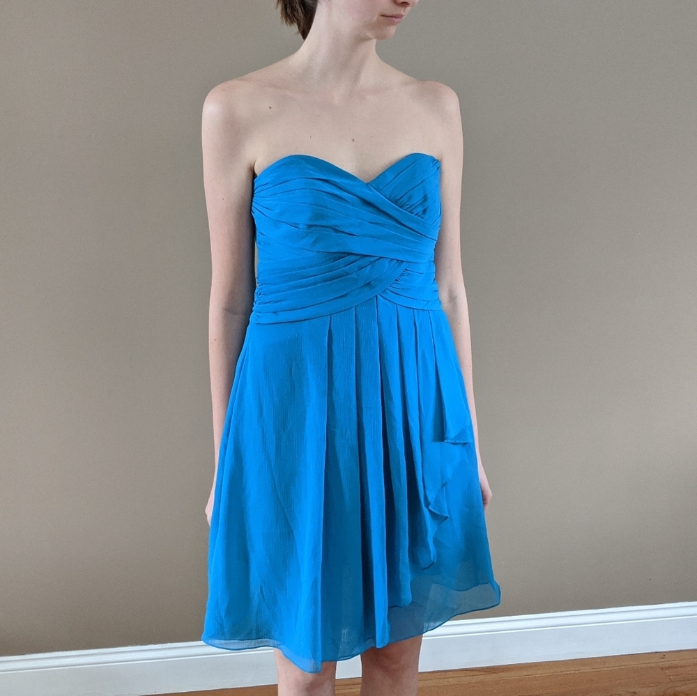 David's Bridal Sz 8 Pacific Short Crinkle Chiffon - Picture 3 of 8